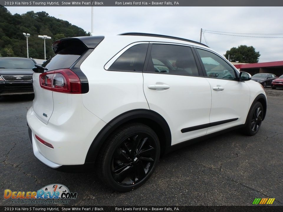 2019 Kia Niro S Touring Hybrid Snow White Pearl / Black Photo #2