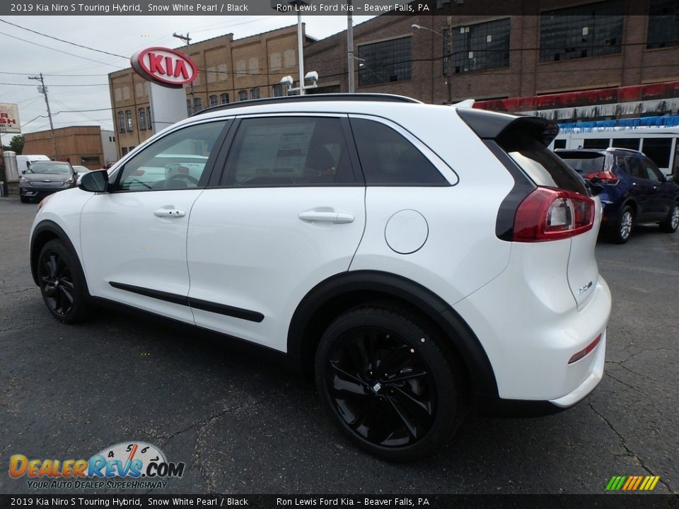 2019 Kia Niro S Touring Hybrid Snow White Pearl / Black Photo #5