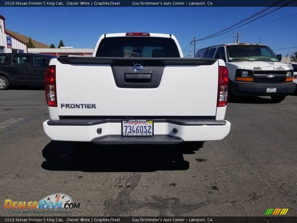 2019 Nissan Frontier S King Cab Glacier White / Graphite/Steel Photo #6