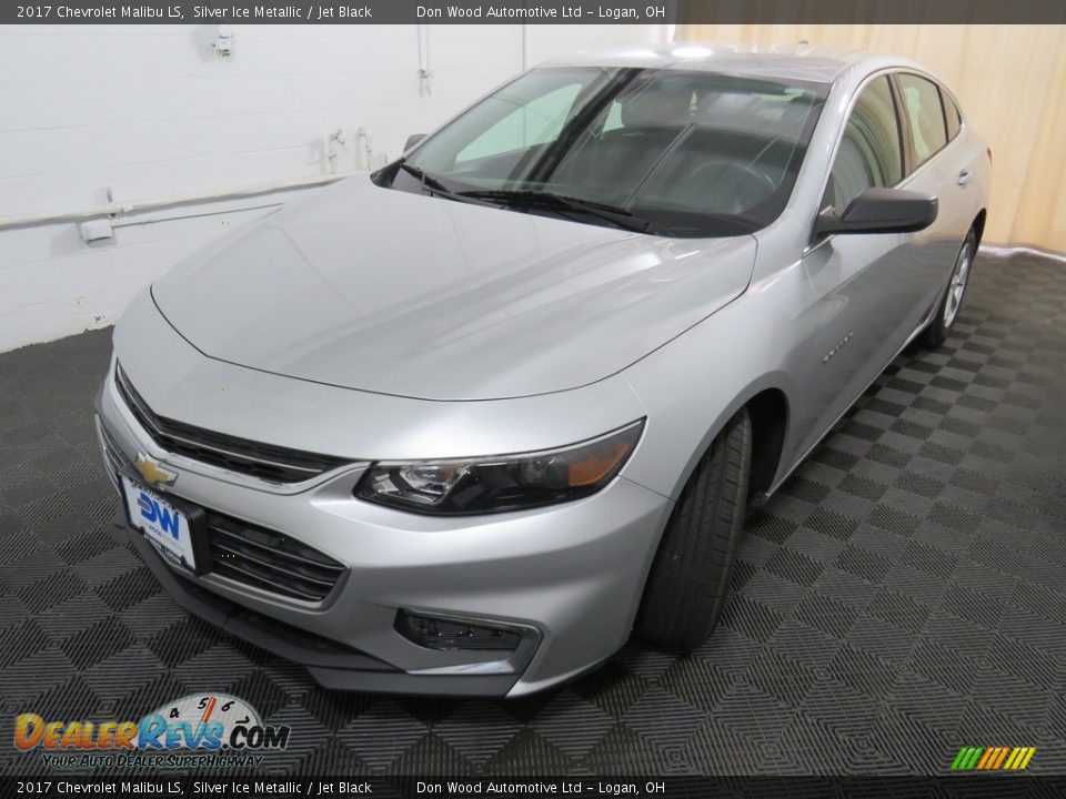 2017 Chevrolet Malibu LS Silver Ice Metallic / Jet Black Photo #8