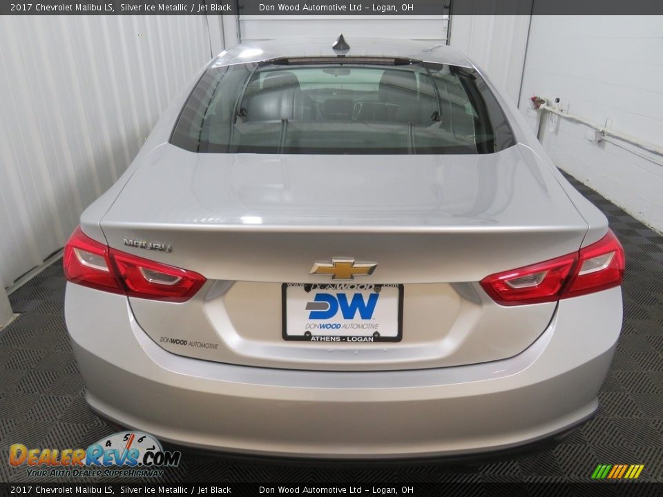 2017 Chevrolet Malibu LS Silver Ice Metallic / Jet Black Photo #12