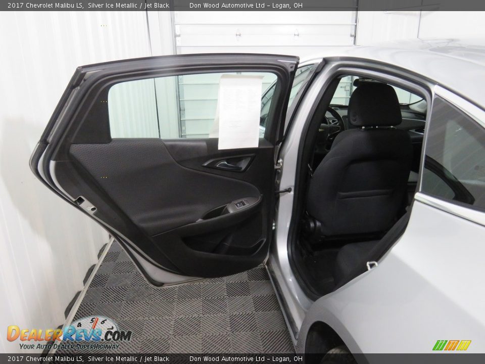2017 Chevrolet Malibu LS Silver Ice Metallic / Jet Black Photo #31