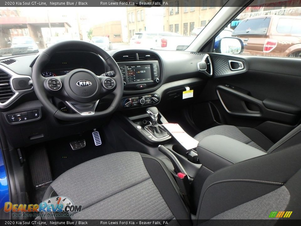 Black Interior - 2020 Kia Soul GT-Line Photo #14