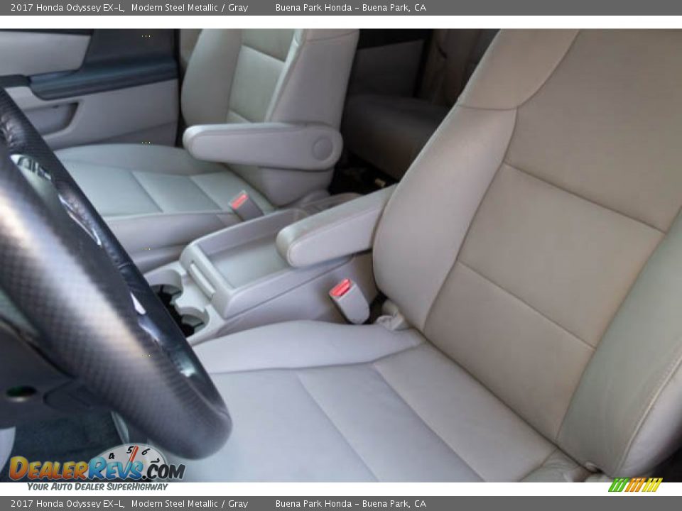 2017 Honda Odyssey EX-L Modern Steel Metallic / Gray Photo #17