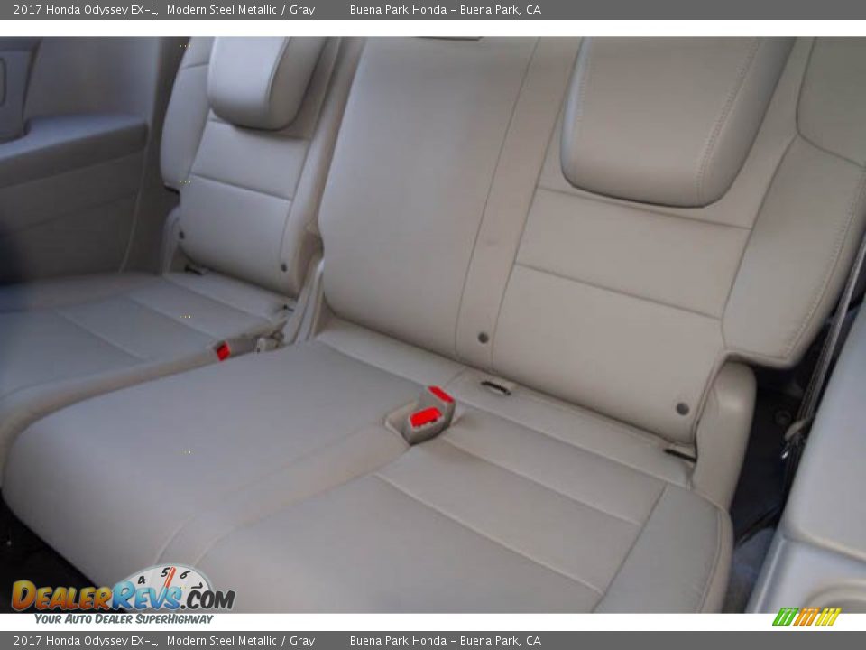 2017 Honda Odyssey EX-L Modern Steel Metallic / Gray Photo #19