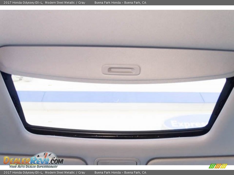 2017 Honda Odyssey EX-L Modern Steel Metallic / Gray Photo #20