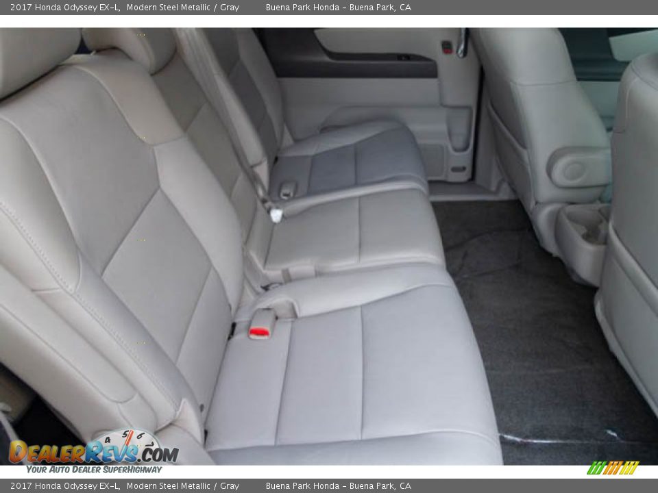 2017 Honda Odyssey EX-L Modern Steel Metallic / Gray Photo #23