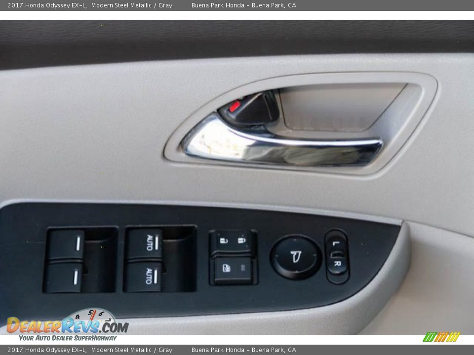 2017 Honda Odyssey EX-L Modern Steel Metallic / Gray Photo #34