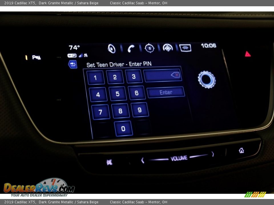 2019 Cadillac XT5 Dark Granite Metallic / Sahara Beige Photo #18