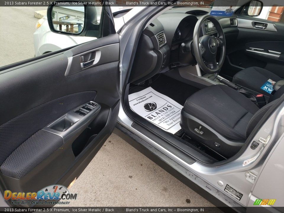 2013 Subaru Forester 2.5 X Premium Ice Silver Metallic / Black Photo #3
