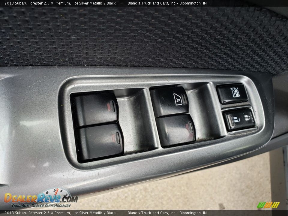 2013 Subaru Forester 2.5 X Premium Ice Silver Metallic / Black Photo #5