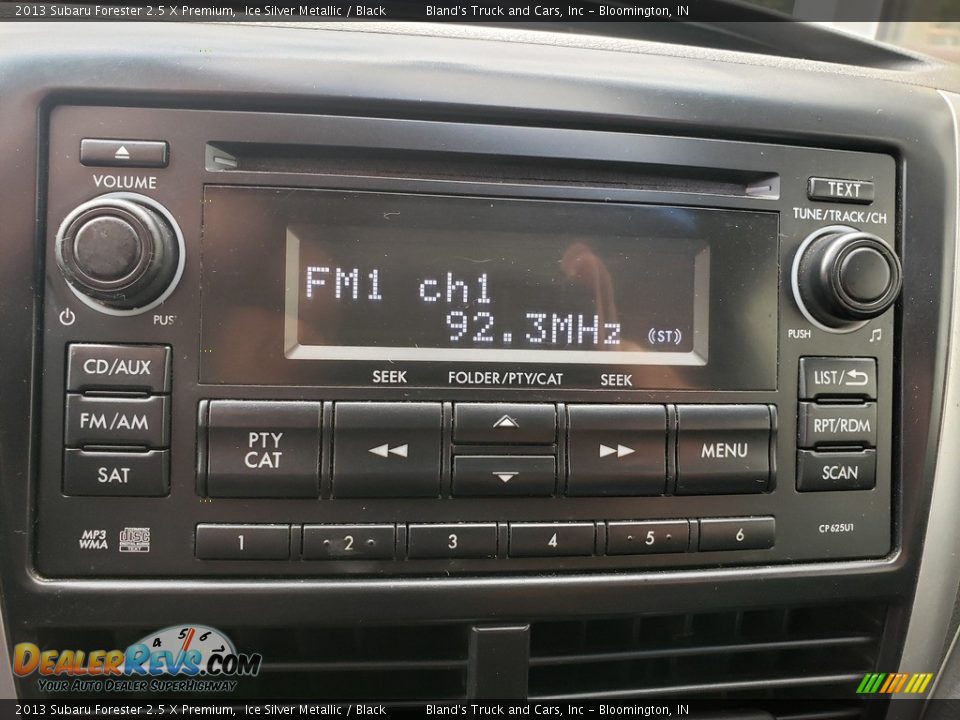 2013 Subaru Forester 2.5 X Premium Ice Silver Metallic / Black Photo #17