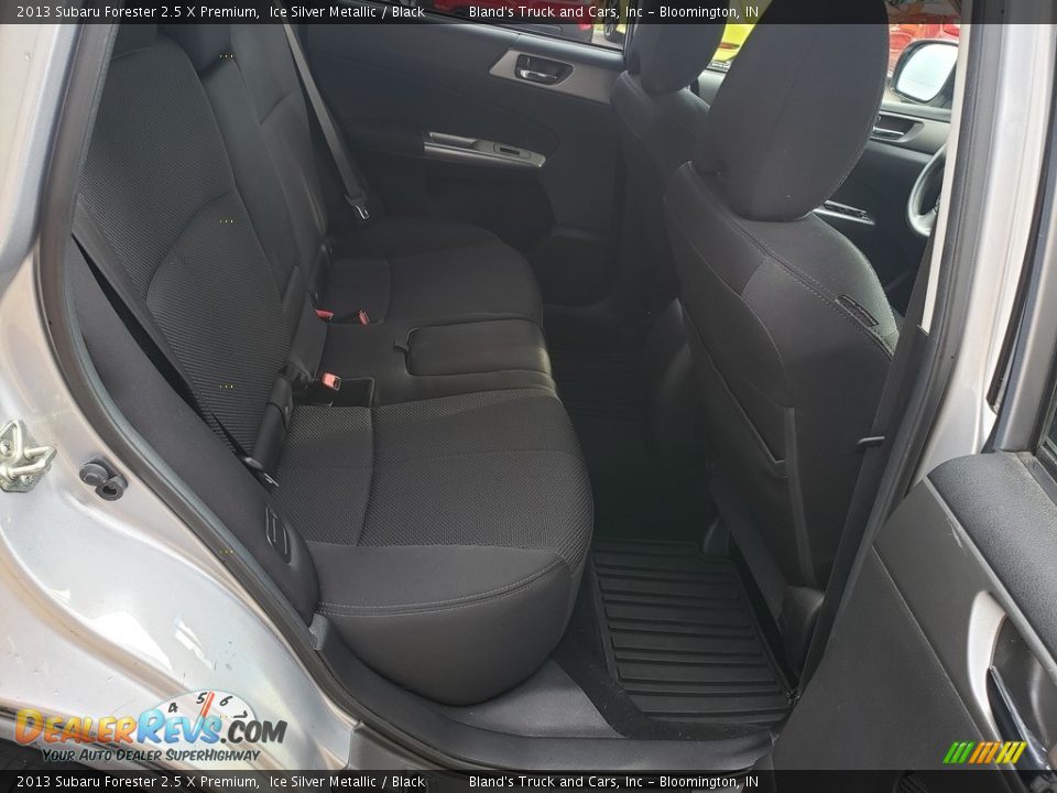 2013 Subaru Forester 2.5 X Premium Ice Silver Metallic / Black Photo #36