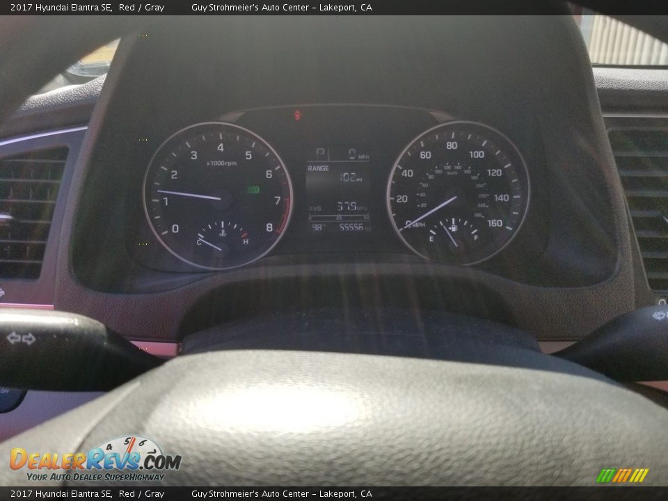 2017 Hyundai Elantra SE Red / Gray Photo #9