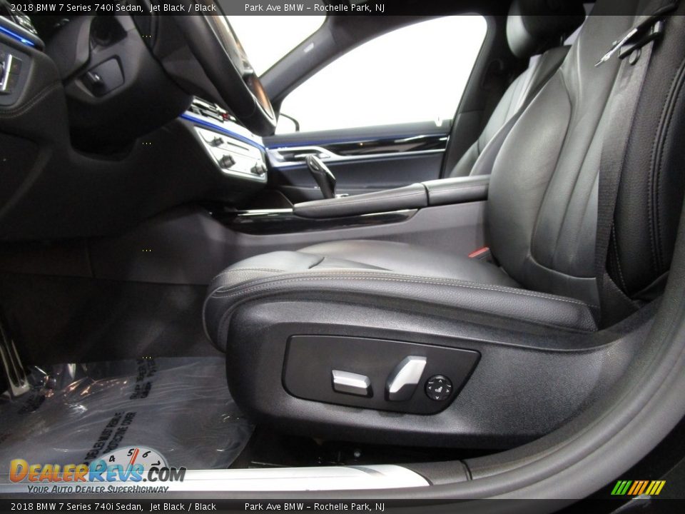 2018 BMW 7 Series 740i Sedan Jet Black / Black Photo #9