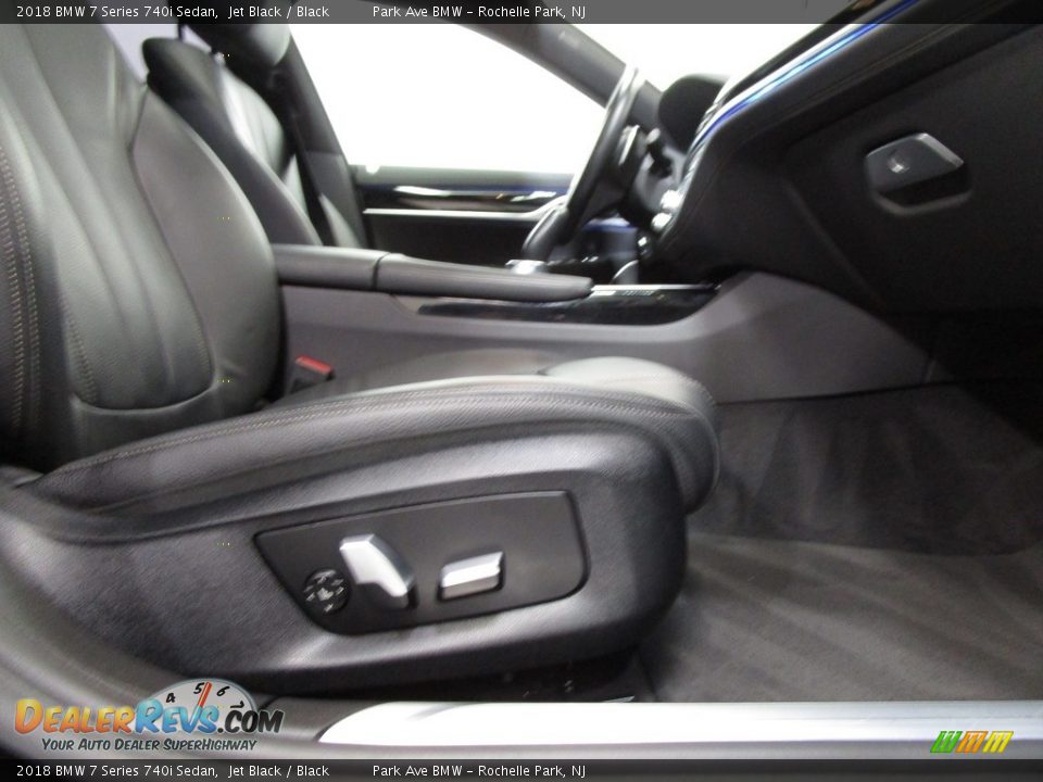 2018 BMW 7 Series 740i Sedan Jet Black / Black Photo #15