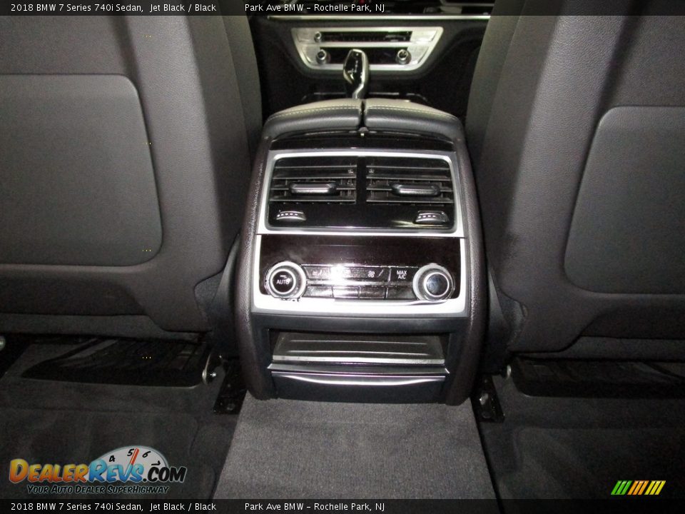 2018 BMW 7 Series 740i Sedan Jet Black / Black Photo #19