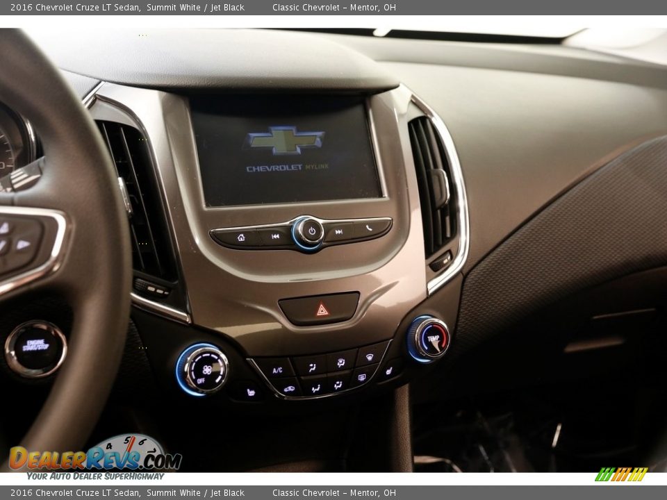 2016 Chevrolet Cruze LT Sedan Summit White / Jet Black Photo #9