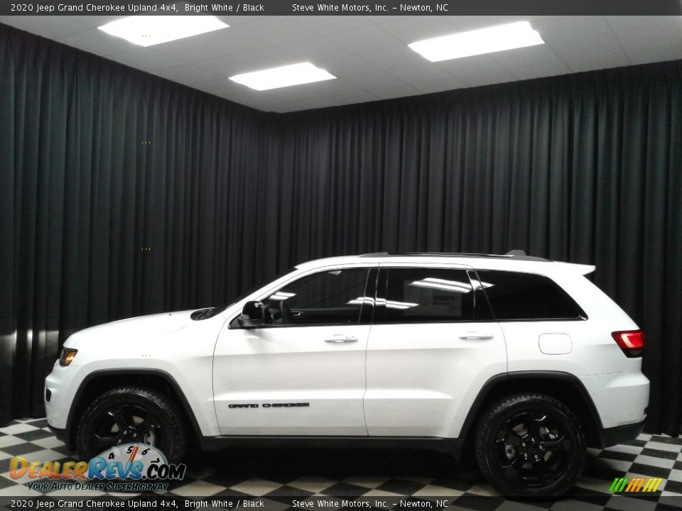 2020 Jeep Grand Cherokee Upland 4x4 Bright White / Black Photo #1