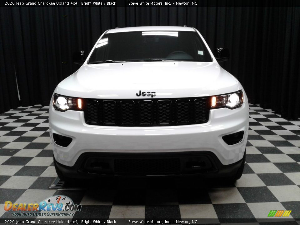 2020 Jeep Grand Cherokee Upland 4x4 Bright White / Black Photo #3