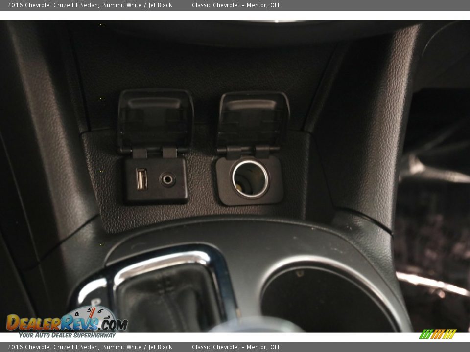 2016 Chevrolet Cruze LT Sedan Summit White / Jet Black Photo #14
