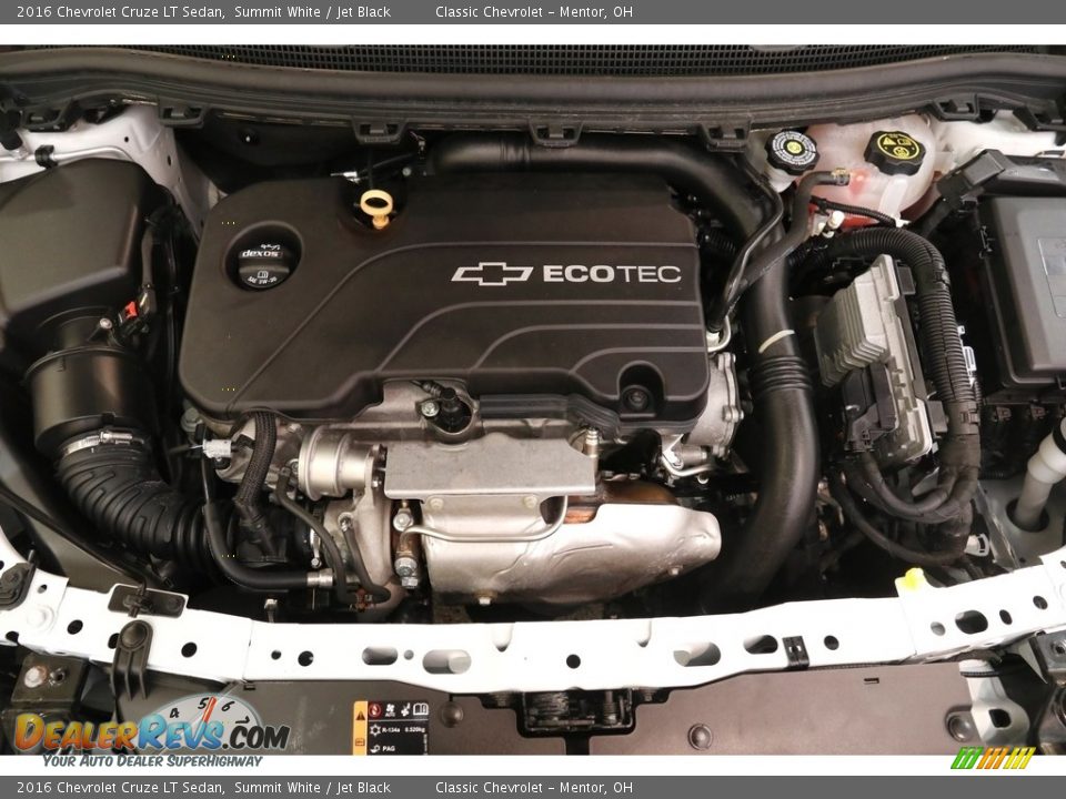 2016 Chevrolet Cruze LT Sedan Summit White / Jet Black Photo #19