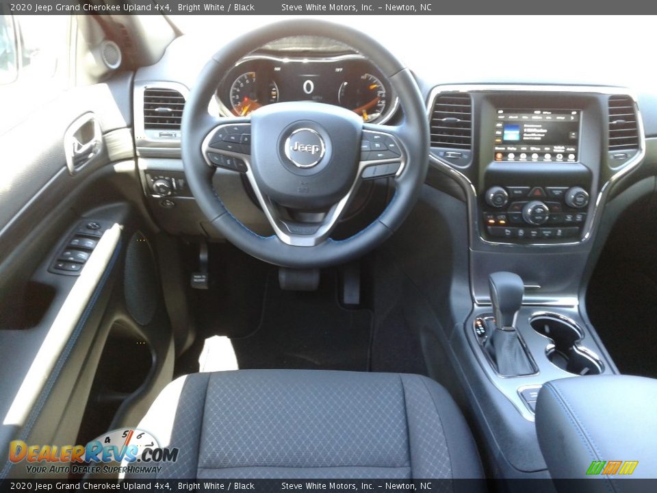 2020 Jeep Grand Cherokee Upland 4x4 Bright White / Black Photo #31