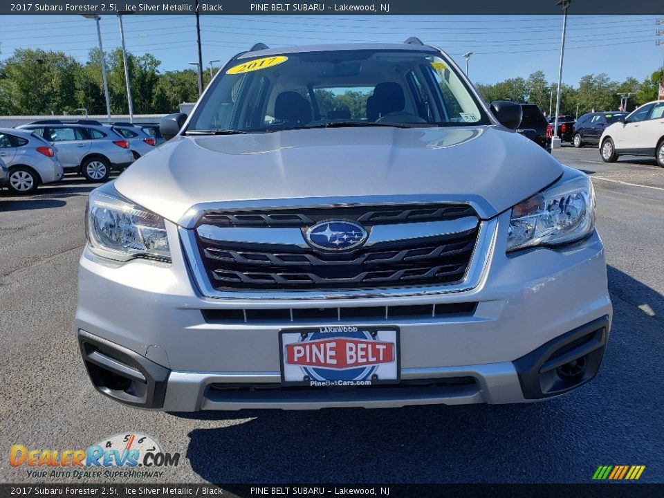 2017 Subaru Forester 2.5i Ice Silver Metallic / Black Photo #2
