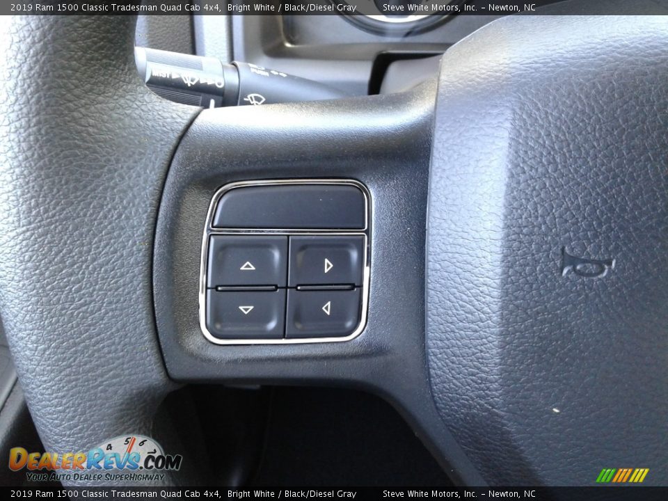 2019 Ram 1500 Classic Tradesman Quad Cab 4x4 Bright White / Black/Diesel Gray Photo #15