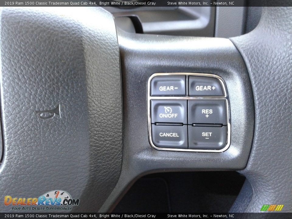 2019 Ram 1500 Classic Tradesman Quad Cab 4x4 Bright White / Black/Diesel Gray Photo #16