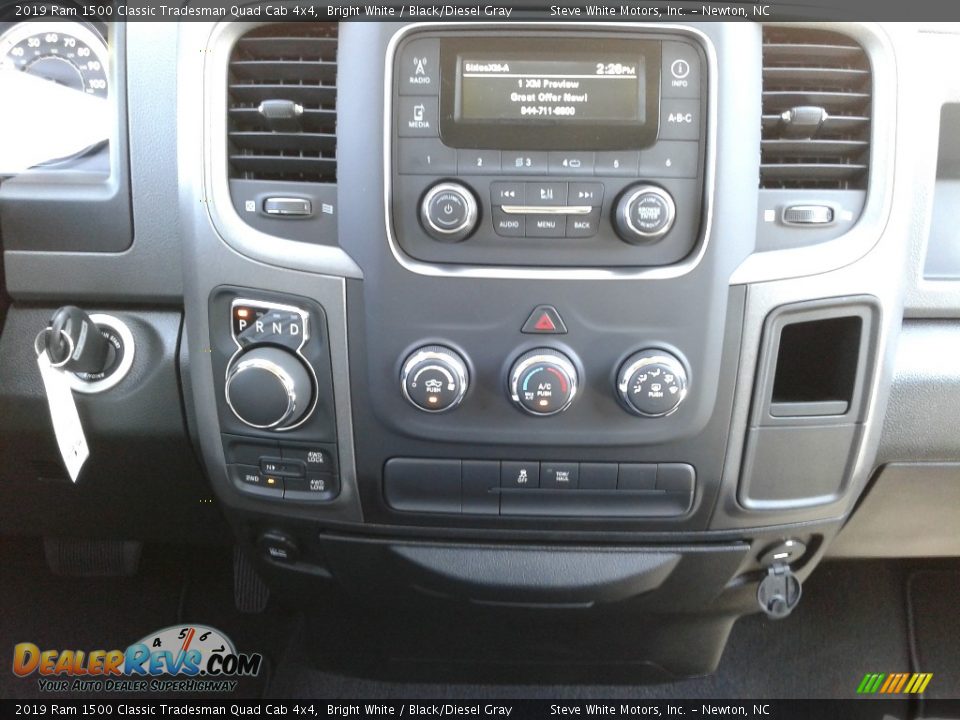 2019 Ram 1500 Classic Tradesman Quad Cab 4x4 Bright White / Black/Diesel Gray Photo #18