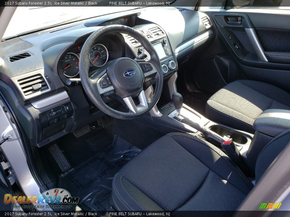 2017 Subaru Forester 2.5i Ice Silver Metallic / Black Photo #26