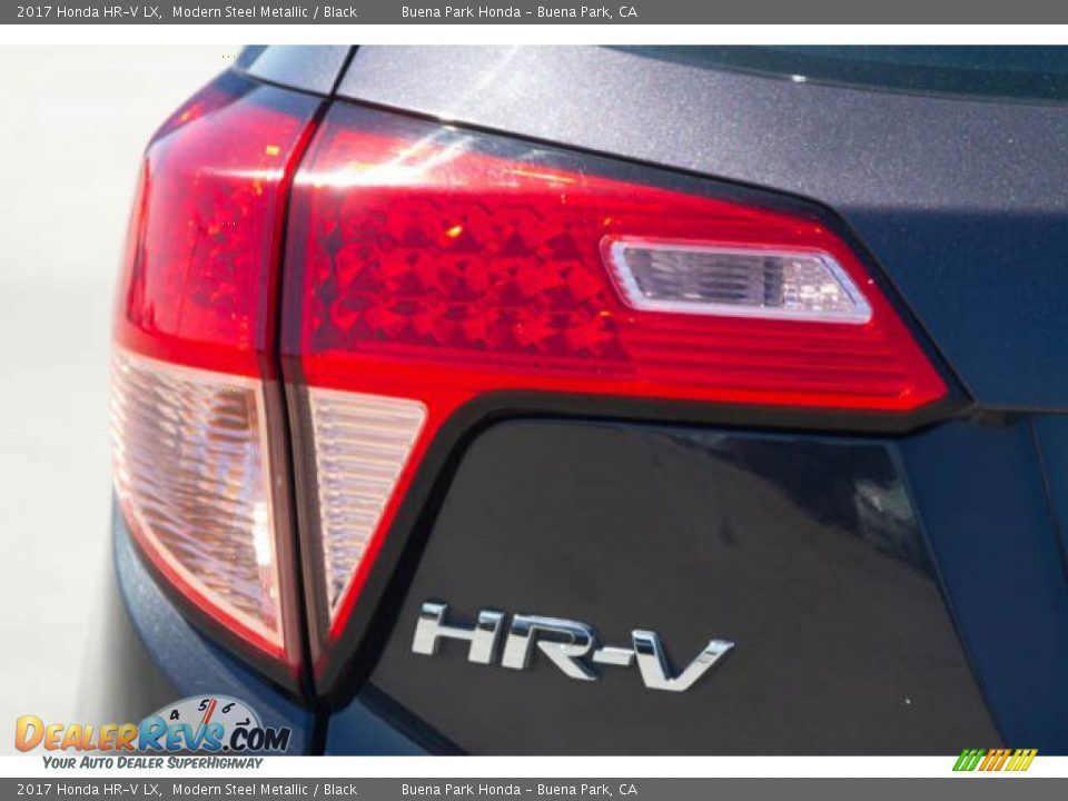 2017 Honda HR-V LX Modern Steel Metallic / Black Photo #12