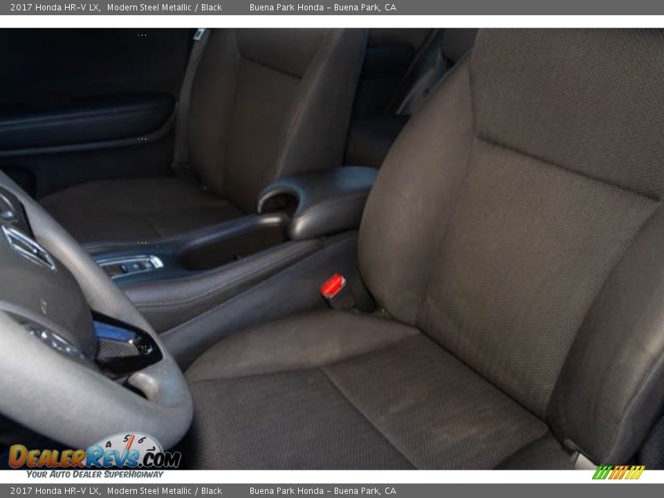 2017 Honda HR-V LX Modern Steel Metallic / Black Photo #17