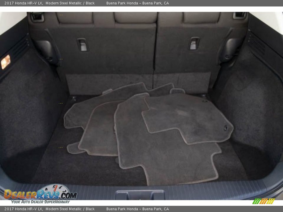 2017 Honda HR-V LX Modern Steel Metallic / Black Photo #19