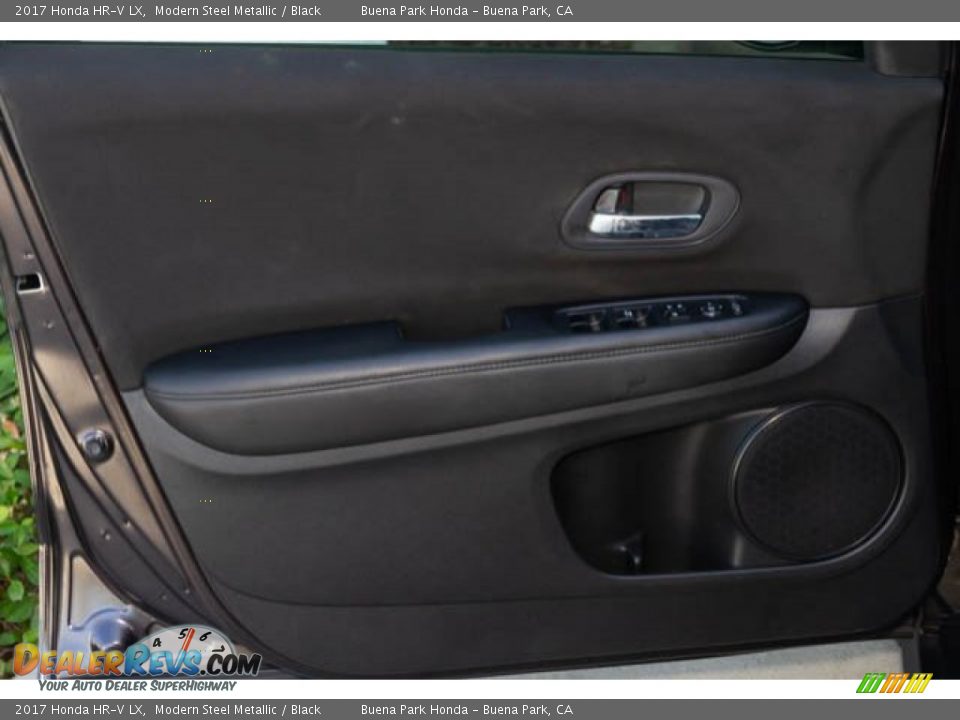 2017 Honda HR-V LX Modern Steel Metallic / Black Photo #27