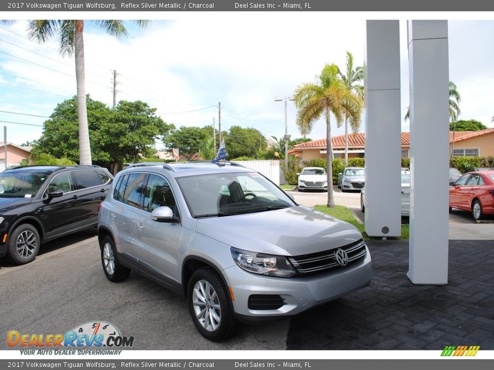 2017 Volkswagen Tiguan Wolfsburg Reflex Silver Metallic / Charcoal Photo #1