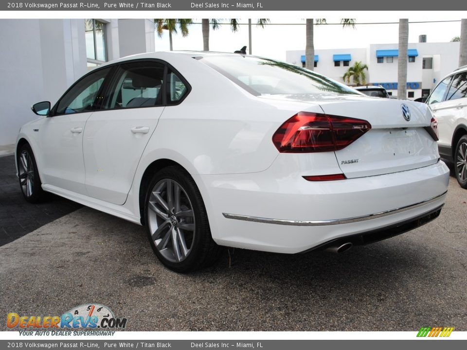 2018 Volkswagen Passat R-Line Pure White / Titan Black Photo #7