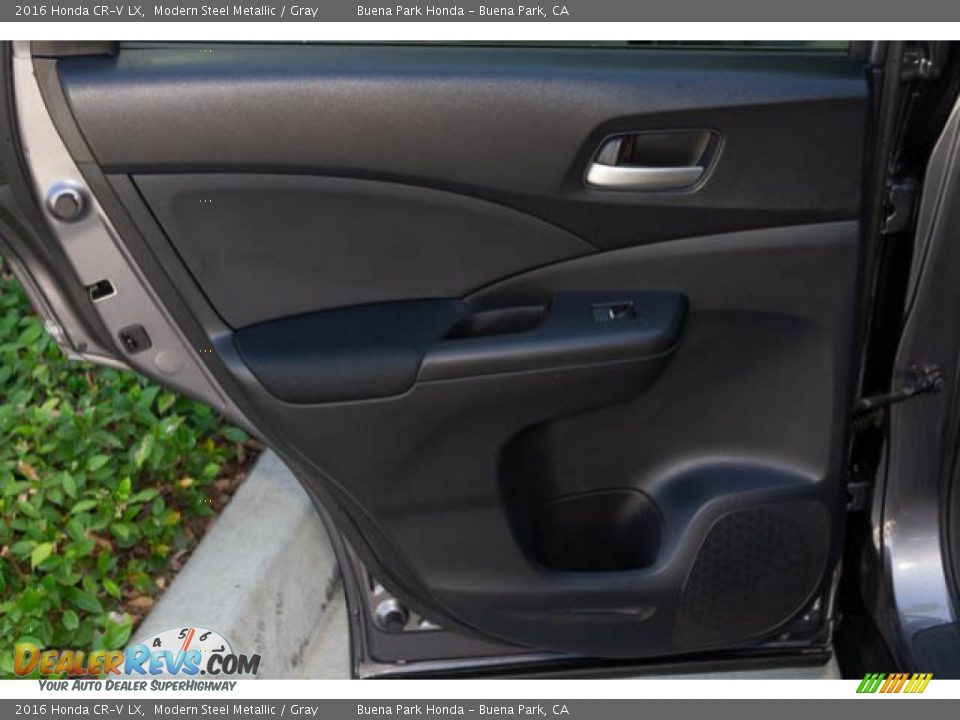 2016 Honda CR-V LX Modern Steel Metallic / Gray Photo #27