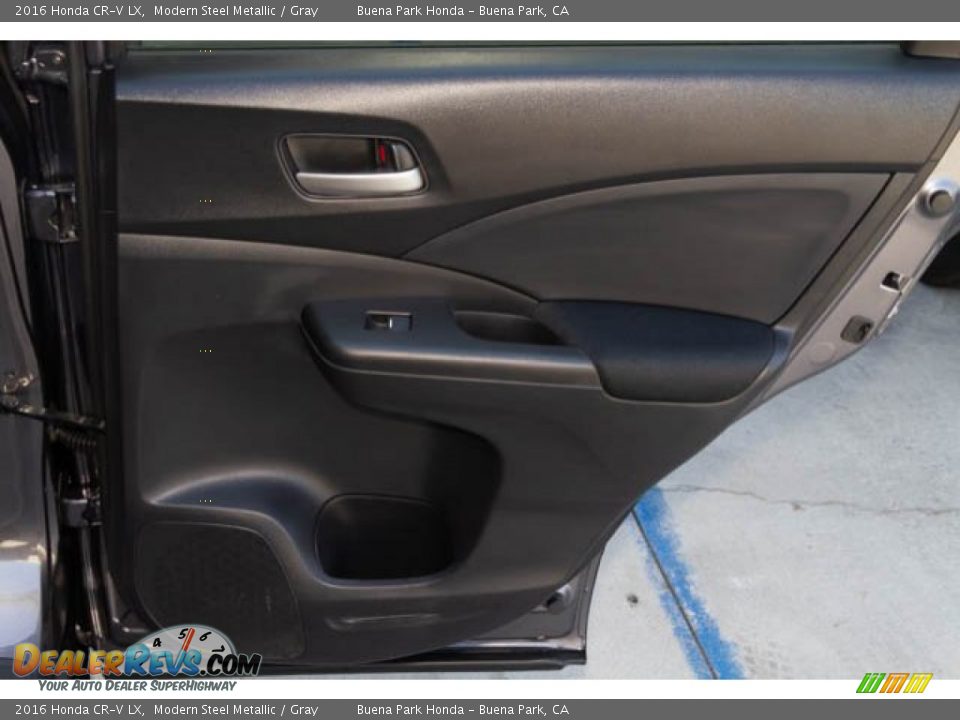 2016 Honda CR-V LX Modern Steel Metallic / Gray Photo #28