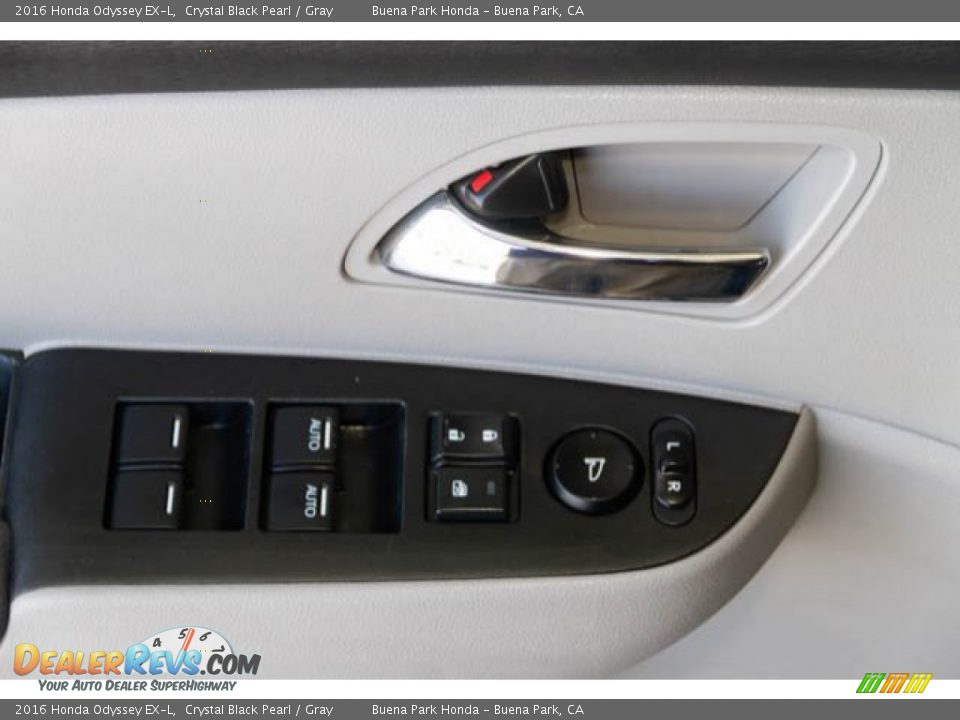 2016 Honda Odyssey EX-L Crystal Black Pearl / Gray Photo #35