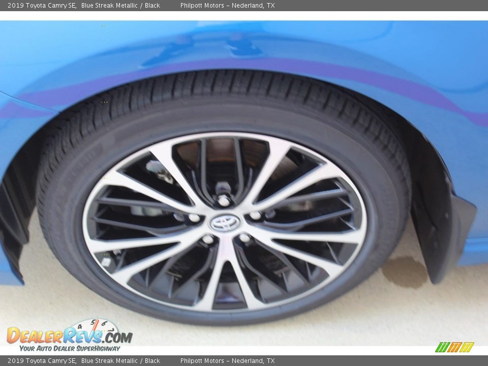 2019 Toyota Camry SE Blue Streak Metallic / Black Photo #5