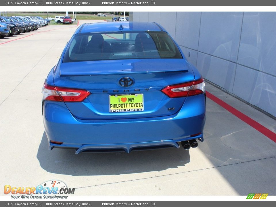 2019 Toyota Camry SE Blue Streak Metallic / Black Photo #7