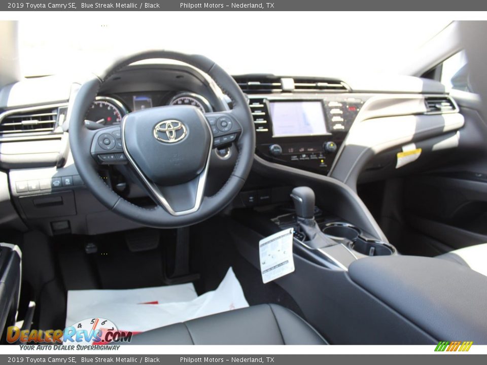 2019 Toyota Camry SE Blue Streak Metallic / Black Photo #21