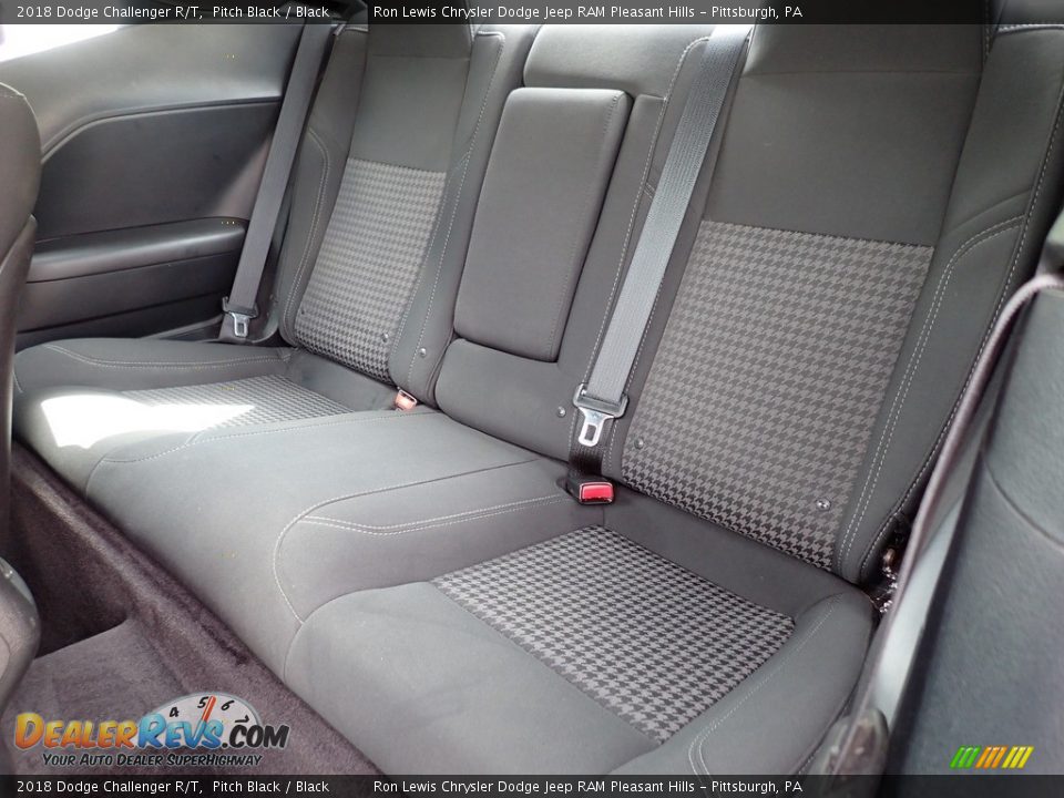 2018 Dodge Challenger R/T Pitch Black / Black Photo #12