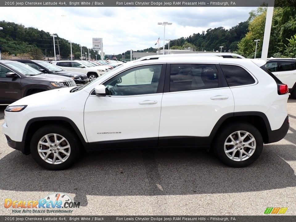 2016 Jeep Cherokee Latitude 4x4 Bright White / Black Photo #2