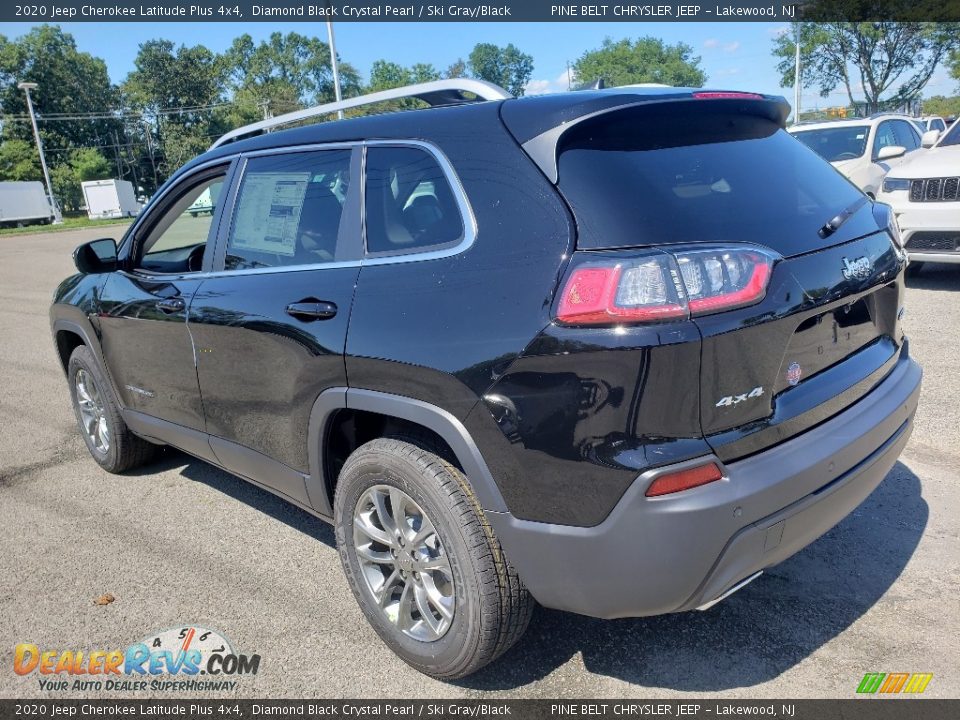 2020 Jeep Cherokee Latitude Plus 4x4 Diamond Black Crystal Pearl / Ski Gray/Black Photo #4