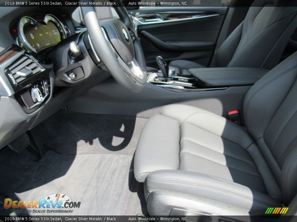 2019 BMW 5 Series 530i Sedan Glacier Silver Metallic / Black Photo #10