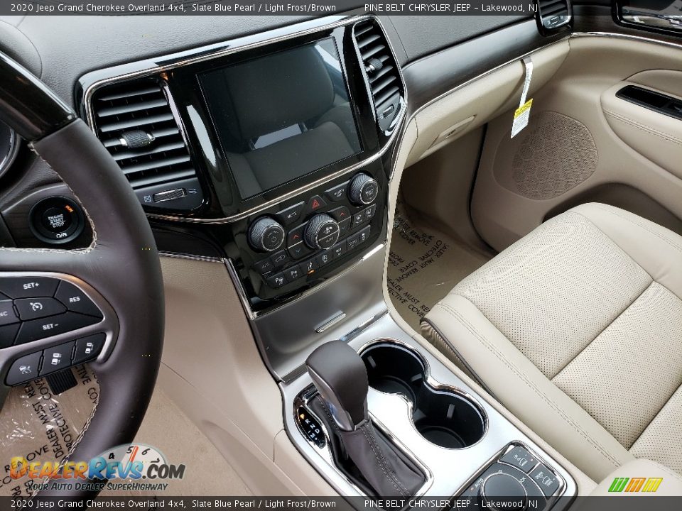 Controls of 2020 Jeep Grand Cherokee Overland 4x4 Photo #10