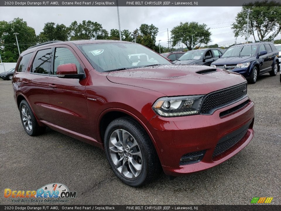 Front 3/4 View of 2020 Dodge Durango R/T AWD Photo #1